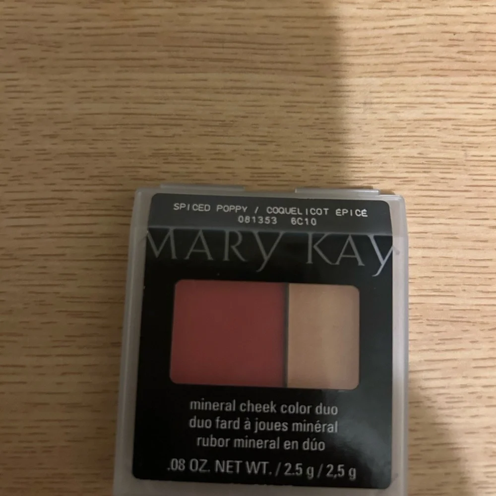 Mary Kay Orange and Tan Blush Compact Matte Finish